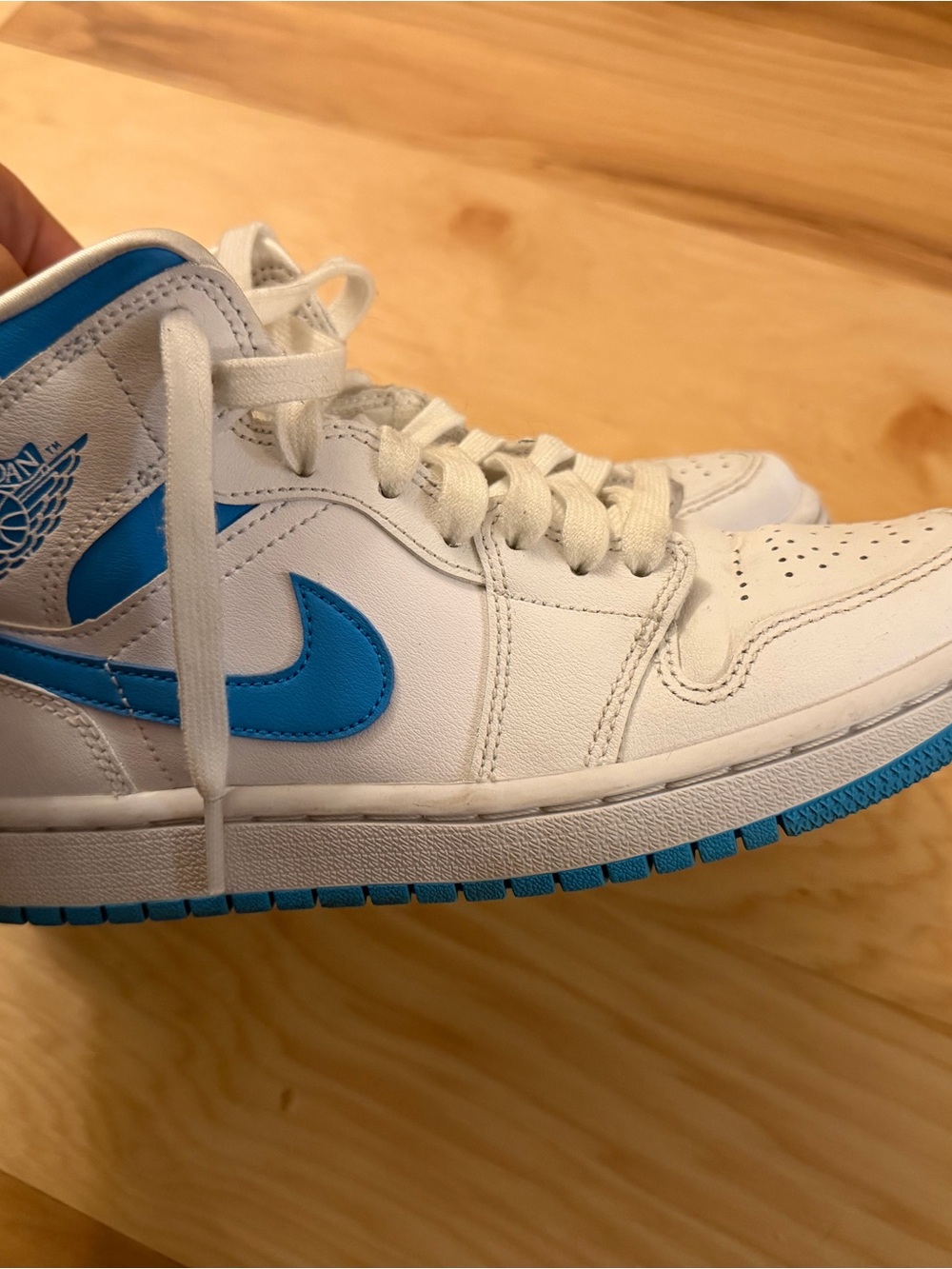 Air Jordan UNC Women’s Size 7
